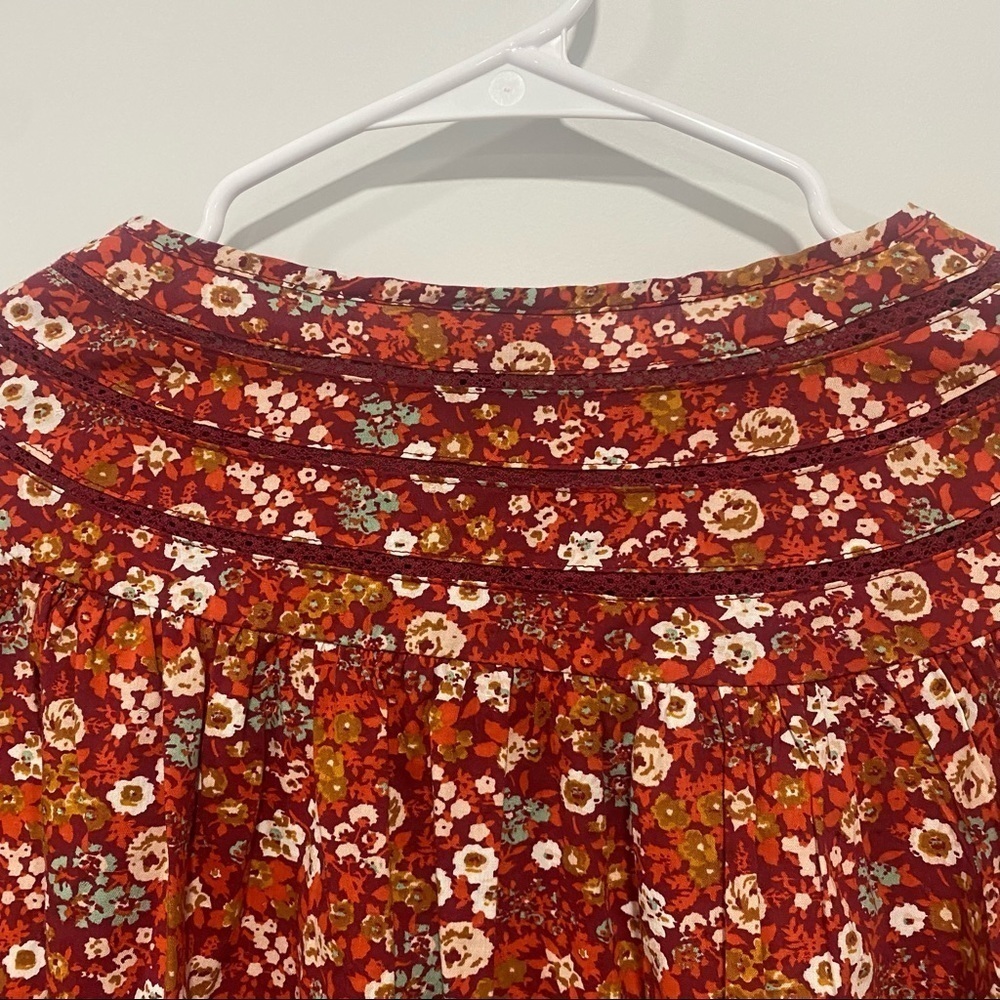 Women's Balloon Long Sleeve Tie-Front Blouse Universal Thread™ Red Size M - Picture 3 of 6